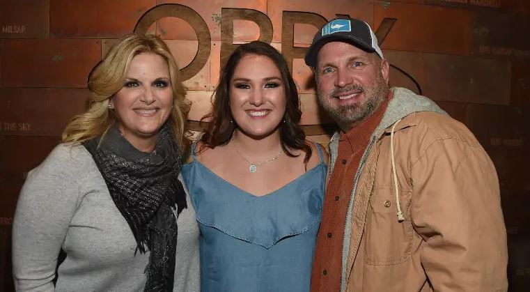 August Anna Brooks with Garth Brooks