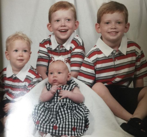 sadie sink with her siblings