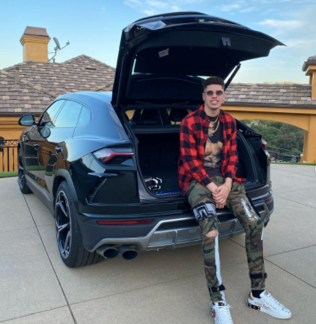 lamelo with his car